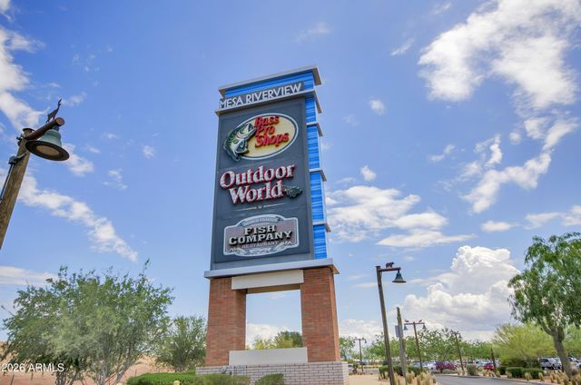 1611 N Hillcrest --, Mesa, AZ 85201
