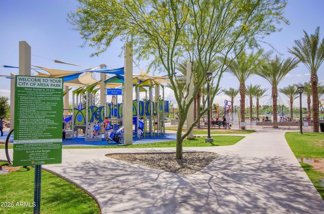 1611 N Hillcrest --, Mesa, AZ 85201