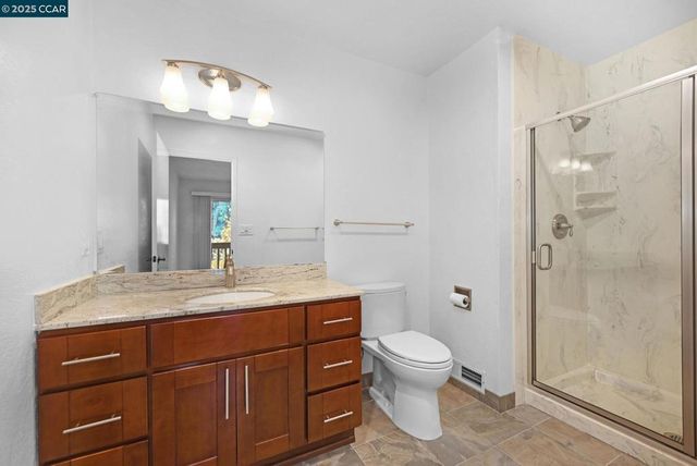 1960 Pomar Way, Walnut Creek, CA 94598