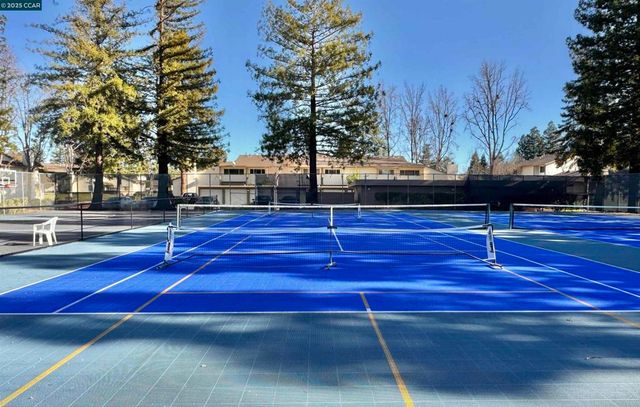 1960 Pomar Way, Walnut Creek, CA 94598