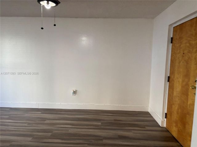 5033 NW 7th Street 101, Miami, FL 33126