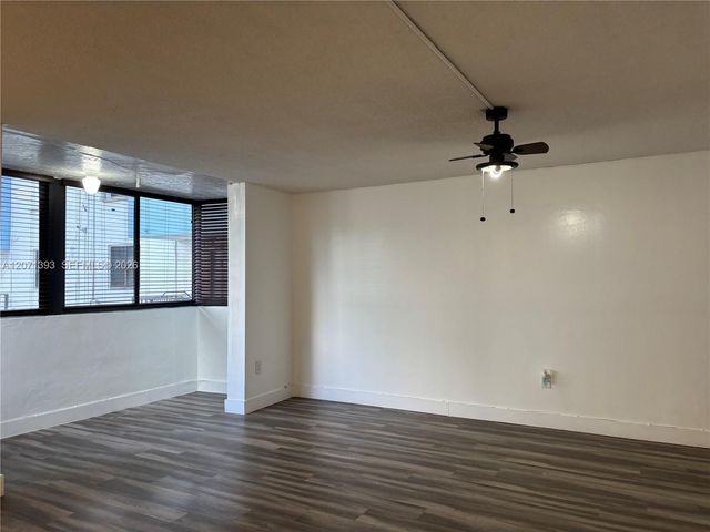 5033 NW 7th Street 101, Miami, FL 33126