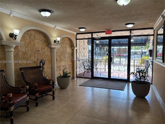 5033 NW 7th Street 101, Miami, FL 33126