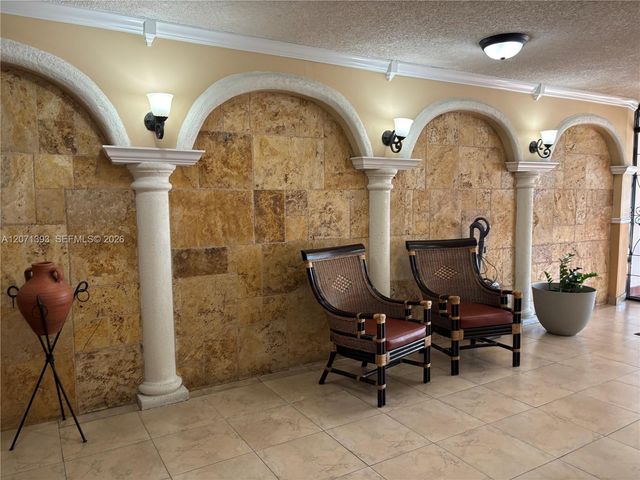 5033 NW 7th Street 101, Miami, FL 33126