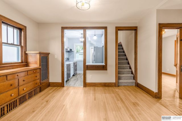 5608 Cedar Street, Omaha, NE 68106