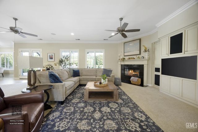 11210 Draper Court, Bakersfield, CA 93311