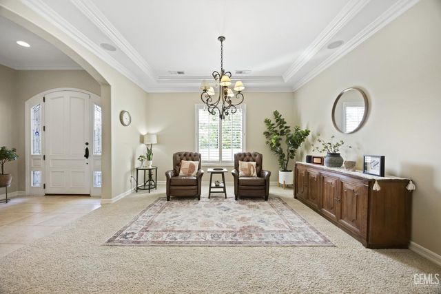 11210 Draper Court, Bakersfield, CA 93311