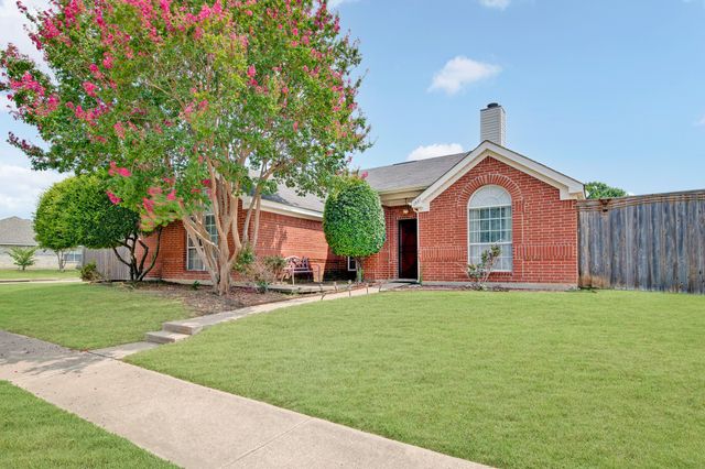 1926 Oak Bend Lane, Garland, TX 75040