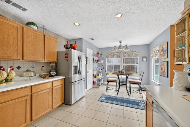 1926 Oak Bend Lane, Garland, TX 75040