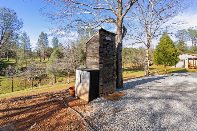 22848 Elk Trail, Redding, CA 96003