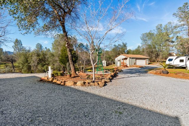 22848 Elk Trail, Redding, CA 96003