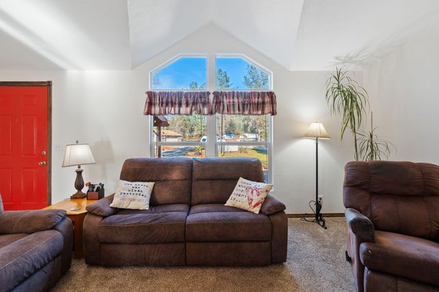 22848 Elk Trail, Redding, CA 96003