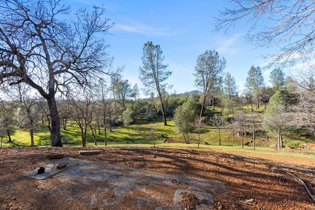 22848 Elk Trail, Redding, CA 96003