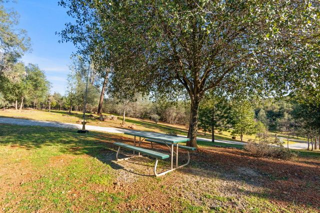 22848 Elk Trail, Redding, CA 96003