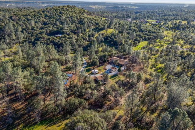 22848 Elk Trail, Redding, CA 96003