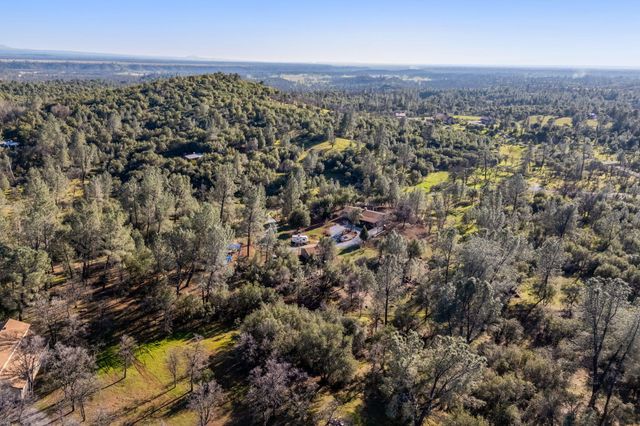 22848 Elk Trail, Redding, CA 96003