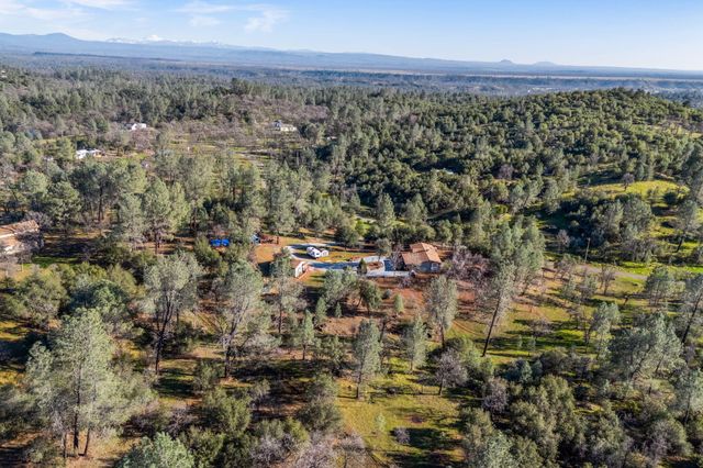 22848 Elk Trail, Redding, CA 96003