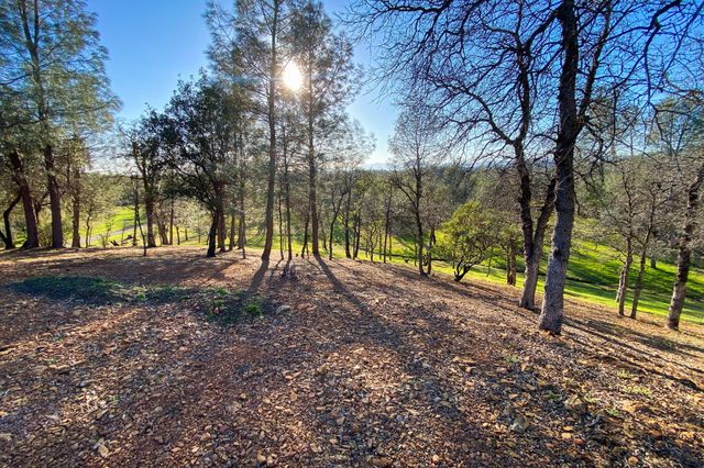 22848 Elk Trail, Redding, CA 96003