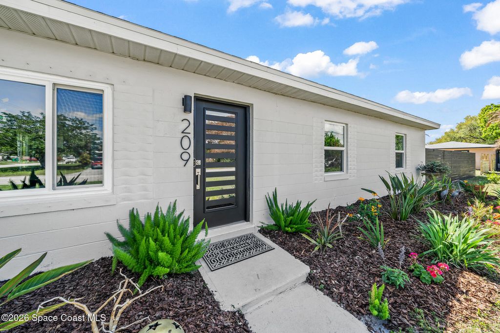 209 Orchid Boulevard, Melbourne, FL 32901