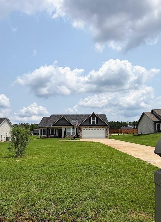 142 Natures Trail, Gaffney, SC 29341