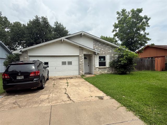 3138 Abbey Road, Carrollton, TX 75007