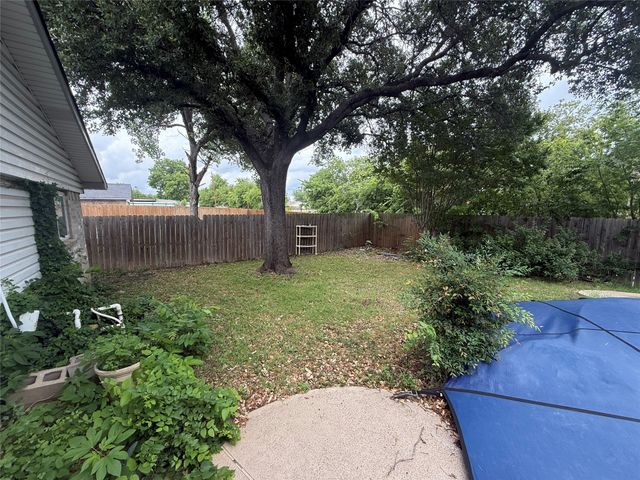 3138 Abbey Road, Carrollton, TX 75007