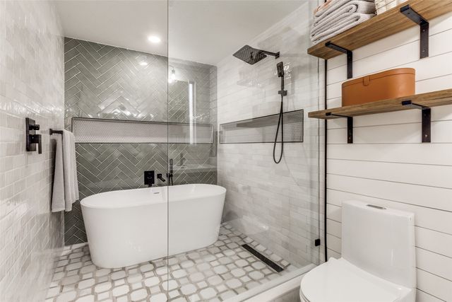 2808 Sharpview Lane, Dallas, TX 75228