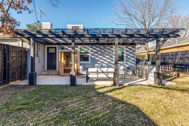 2808 Sharpview Lane, Dallas, TX 75228