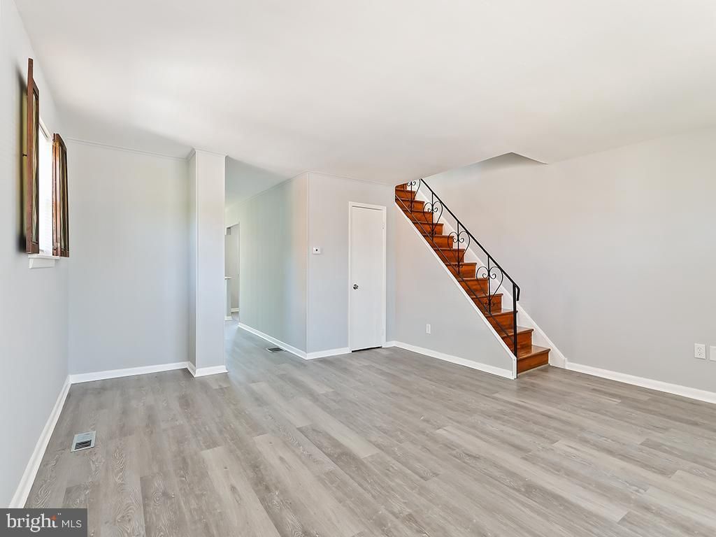 3613 CANBY DR, PHILADELPHIA, PA 19154 — photo 5