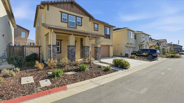 1437 Coral St, Lincoln, CA 95648