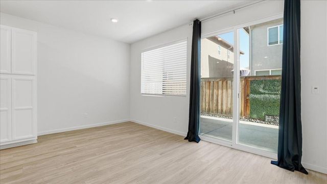 1437 Coral St, Lincoln, CA 95648