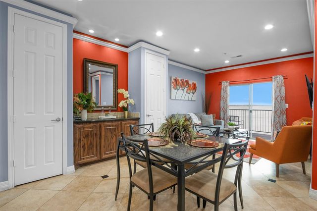 7039 Kingston Cove Ln 309, Willis, TX 77318