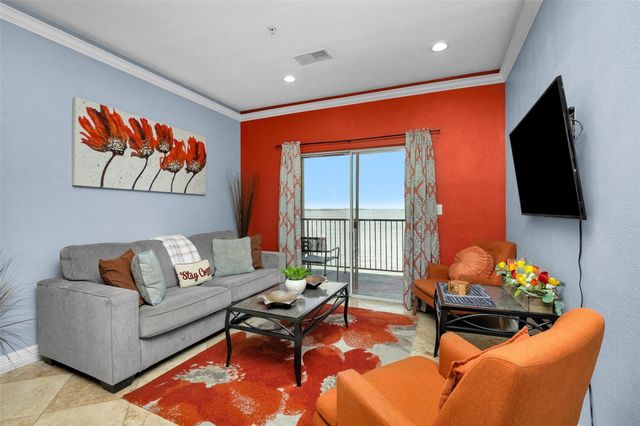 7039 Kingston Cove Ln 309, Willis, TX 77318