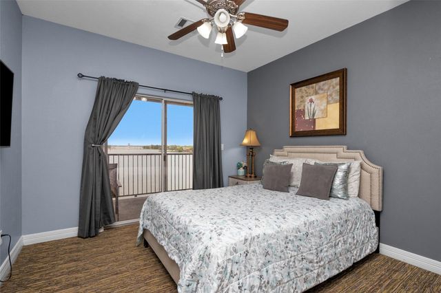 7039 Kingston Cove Ln 309, Willis, TX 77318