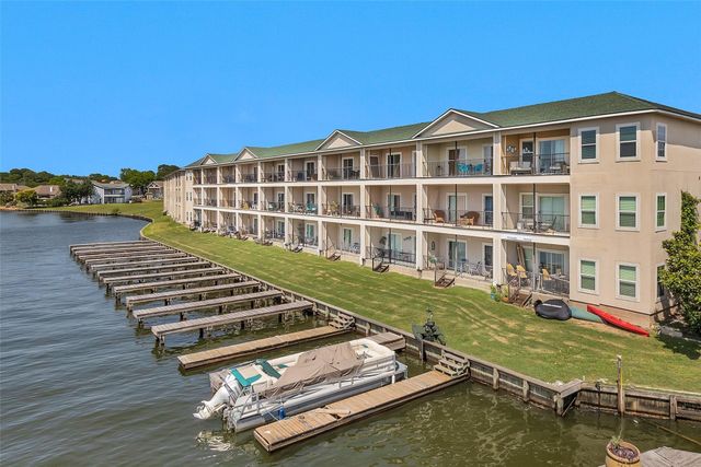 7039 Kingston Cove Ln 309, Willis, TX 77318