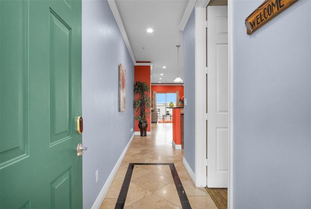 7039 Kingston Cove Ln 309, Willis, TX 77318