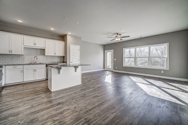 430 Bishop Blvd, Gallatin, TN 37066
