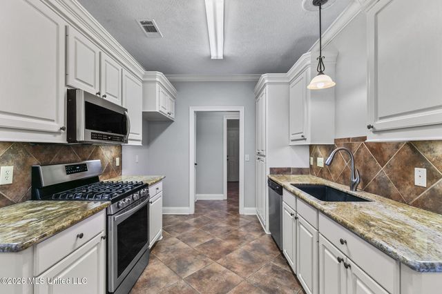 814 Windlass Cove, Brandon, MS 39047