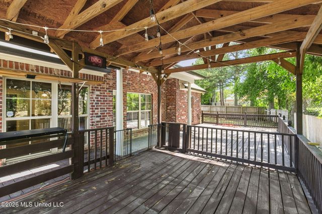814 Windlass Cove, Brandon, MS 39047