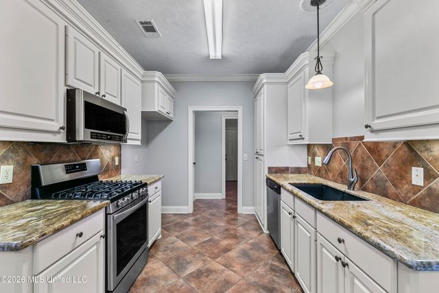 814 Windlass Cove, Brandon, MS 39047