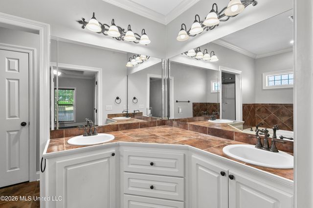 814 Windlass Cove, Brandon, MS 39047