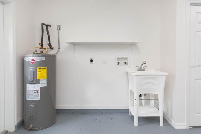 6625 FOXMOOR DRIVE, Zephyrhills, FL 33542