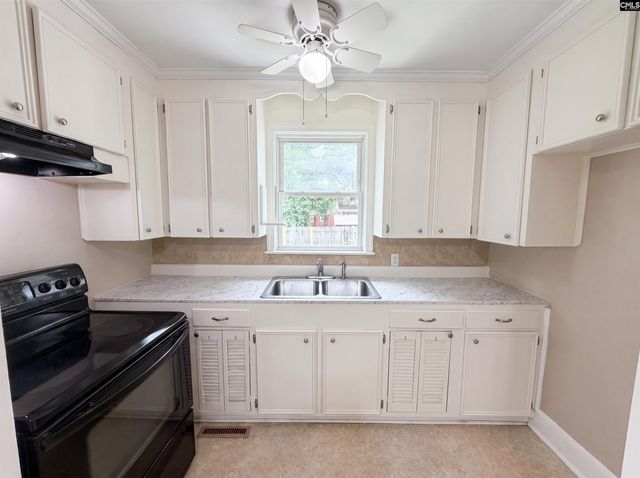 1558 Hazelwood Road, Columbia, SC 29209