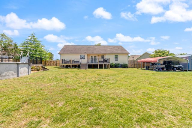 207 Coleman Dr, White Bluff, TN 37187