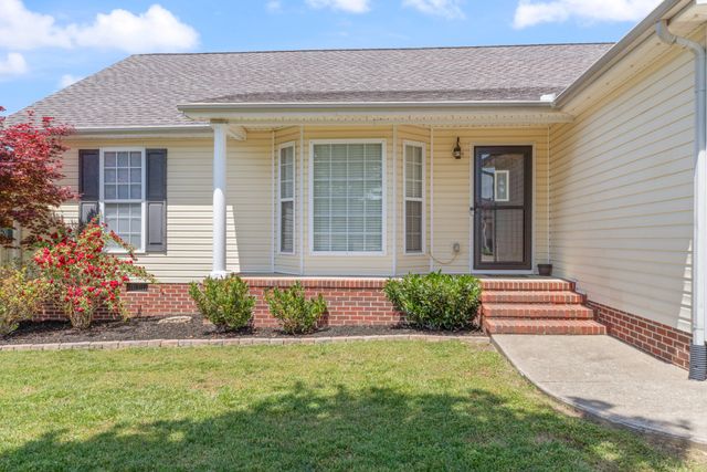 207 Coleman Dr, White Bluff, TN 37187
