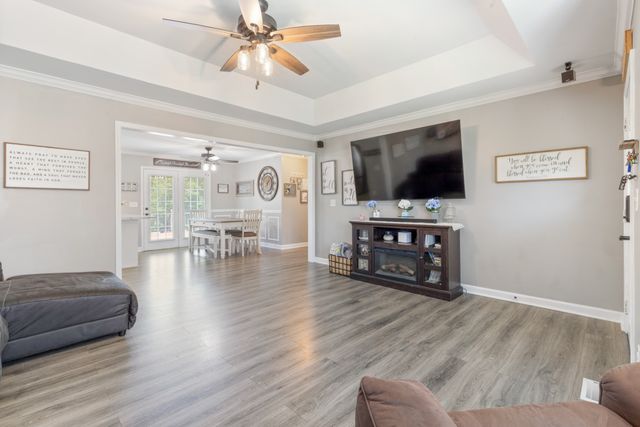 207 Coleman Dr, White Bluff, TN 37187