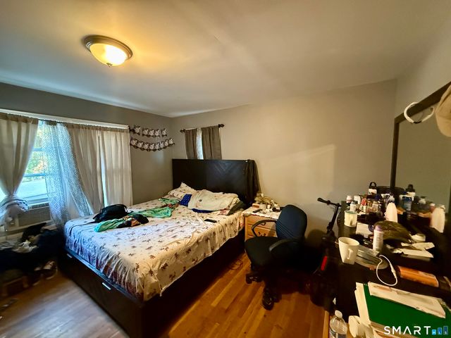 11 Windsor Place, Norwalk, CT 06854