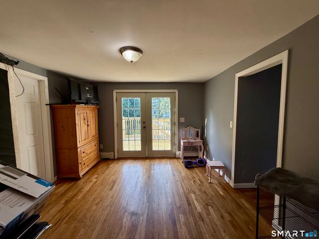 11 Windsor Place, Norwalk, CT 06854