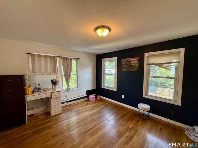 11 Windsor Place, Norwalk, CT 06854