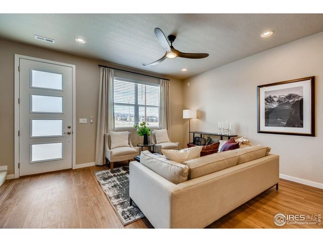 2787 Bear Springs Cir, Longmont, CO 80503